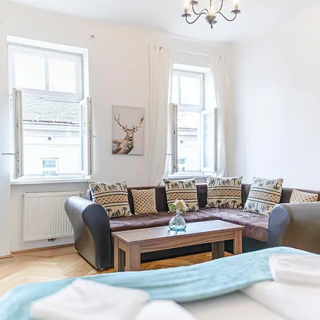 Amazing 2Br City Stay, Wiener Stadthalle Exterior foto