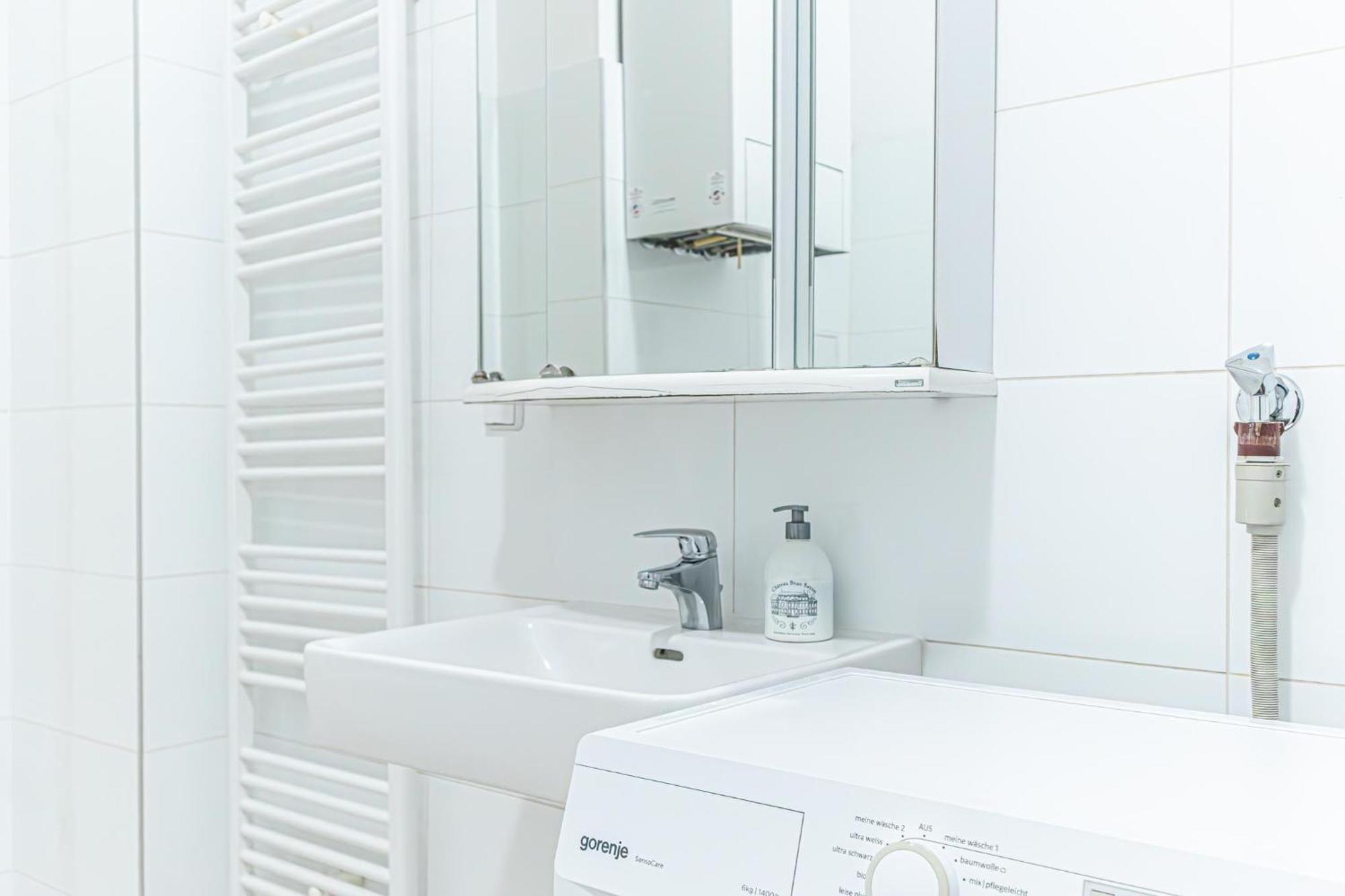 Amazing 2br Stay, Wiener Stadthalle Wien