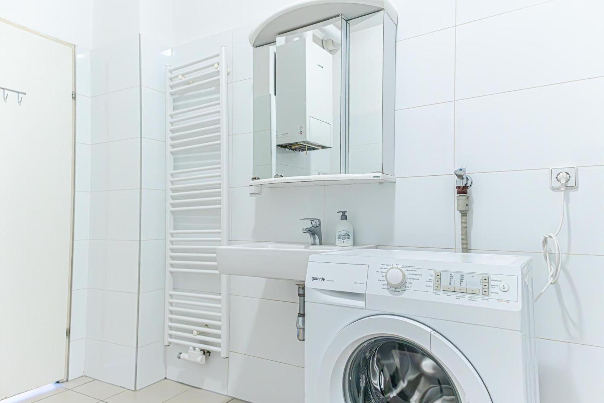 Amazing 2br Stay, Wiener Stadthalle Apartmán